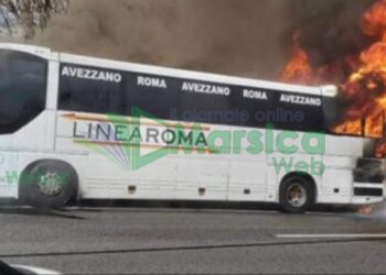 autobus incendiato1