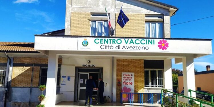 centro vaccini avezzano VIA FUCINO