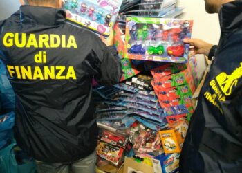 Pescara - giochi contraffatti sequestrati
