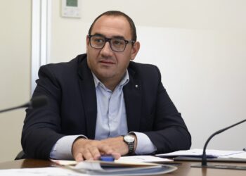 SUMMIT GAL NAZIONALI ALL'AQUILA: IMPRUDENTE, "L'ABRUZZO AL CENTRO DELLE STRATEGIE DI SVILUPPO DEI TERRITORI", OLTRE 90 DIRIGENTI A FORUM LEADER 2026 2 COMMISSIONE AGRICOLTURA. STOP A MOZIONE CONTRO ABBATTIMENTO CERVI. OK A RISOLUZIONE ARROSTICINO DOP E IGP