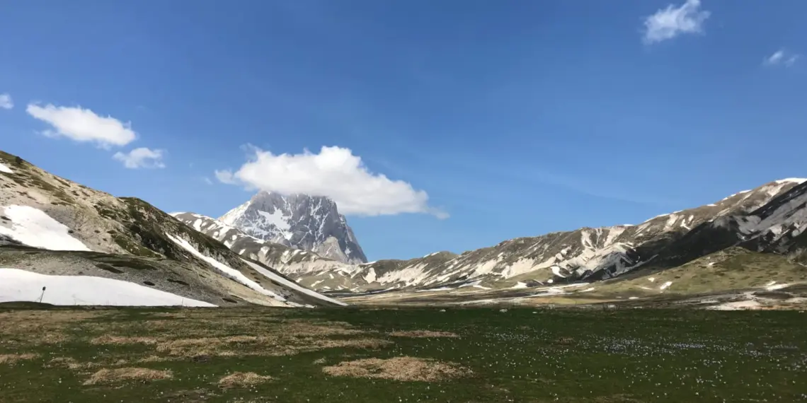 CONALPA L’AQUILA: «LA MONTAGNA NON È UN LUNA PARK. CHI LA FREQUENTA HA IL DOVERE DI RISPETTARLA» 1 IMG 20261024 WA0000 1