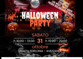 A LEZIONE DI POZIONI E INCANTESIMI: PIAZZA TORLONIA SI TRASFORMA IN UNA “SCUOLA STREGATA” PER HALLOWEEN 2026 3 A LEZIONE DI POZIONI E INCANTESIMI: PIAZZA TORLONIA SI TRASFORMA IN UNA “SCUOLA STREGATA” PER HALLOWEEN 2026