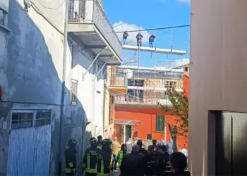 ‘Accordo sul pagamento’, rientra la protesta degli operai sull’impalcatura – Notizie
